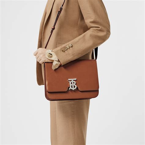 burberry tb鍊帶包|Burberry tb bag.